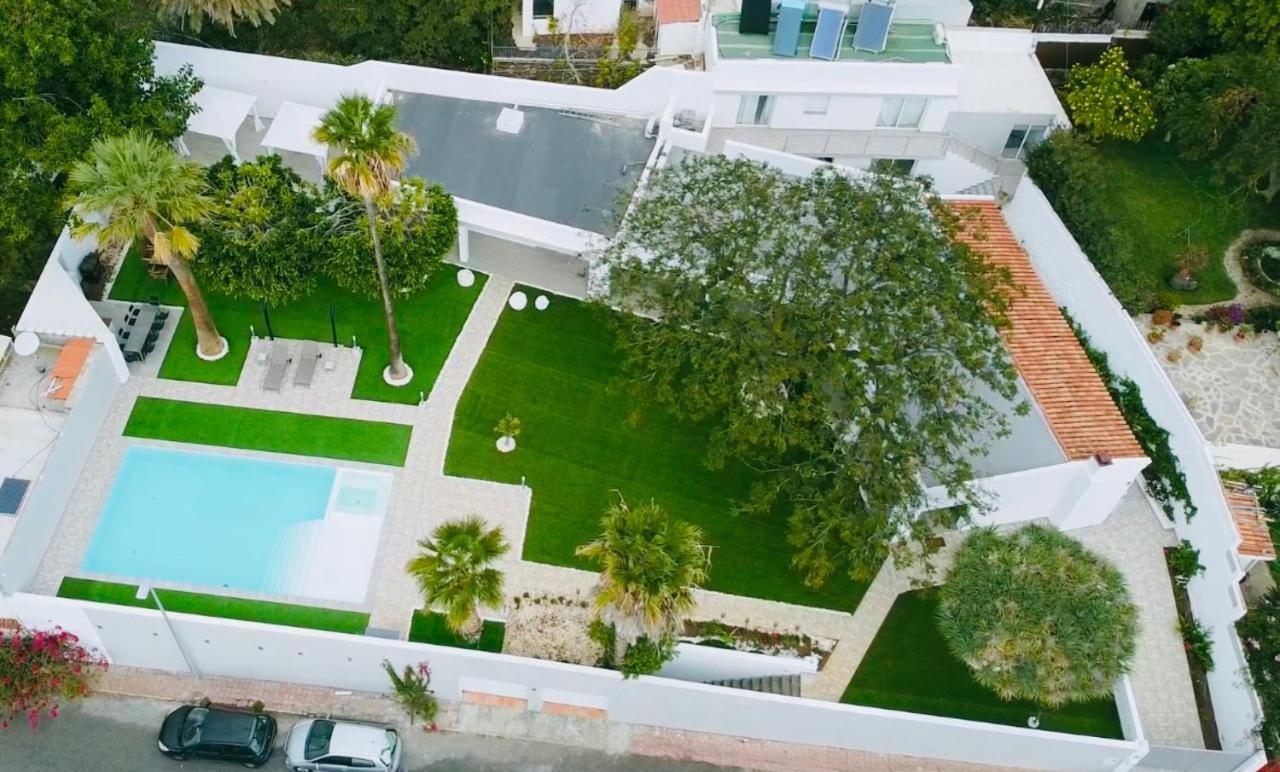 Malibu Ocean Villa ซานตาครูซ เด เตเนริเฟ ภายนอก รูปภาพ