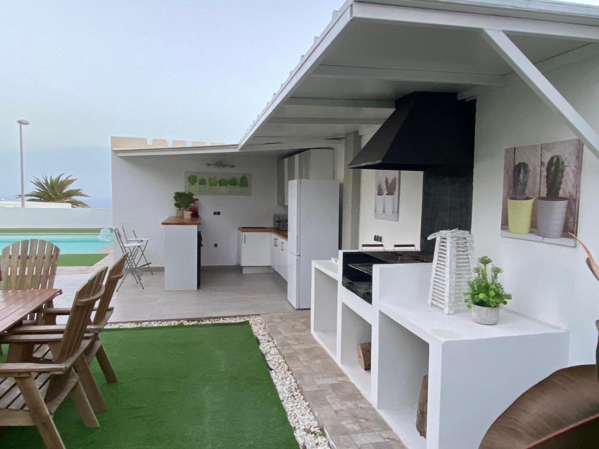 Malibu Ocean Villa ซานตาครูซ เด เตเนริเฟ ภายนอก รูปภาพ