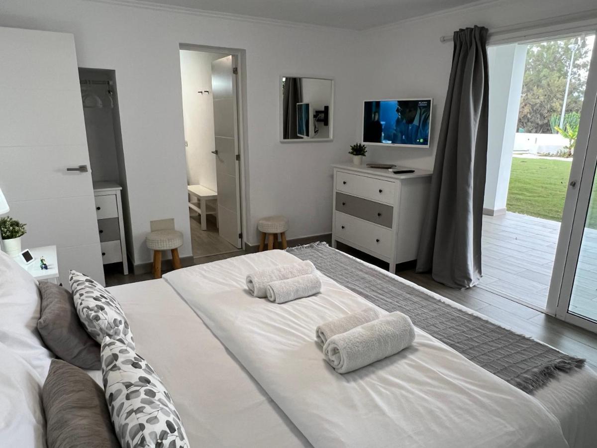Malibu Ocean Villa ซานตาครูซ เด เตเนริเฟ ภายนอก รูปภาพ