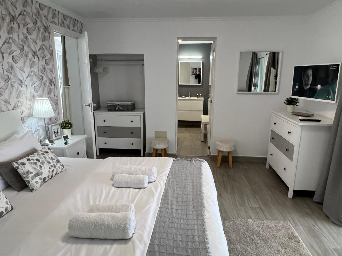 Malibu Ocean Villa ซานตาครูซ เด เตเนริเฟ ภายนอก รูปภาพ