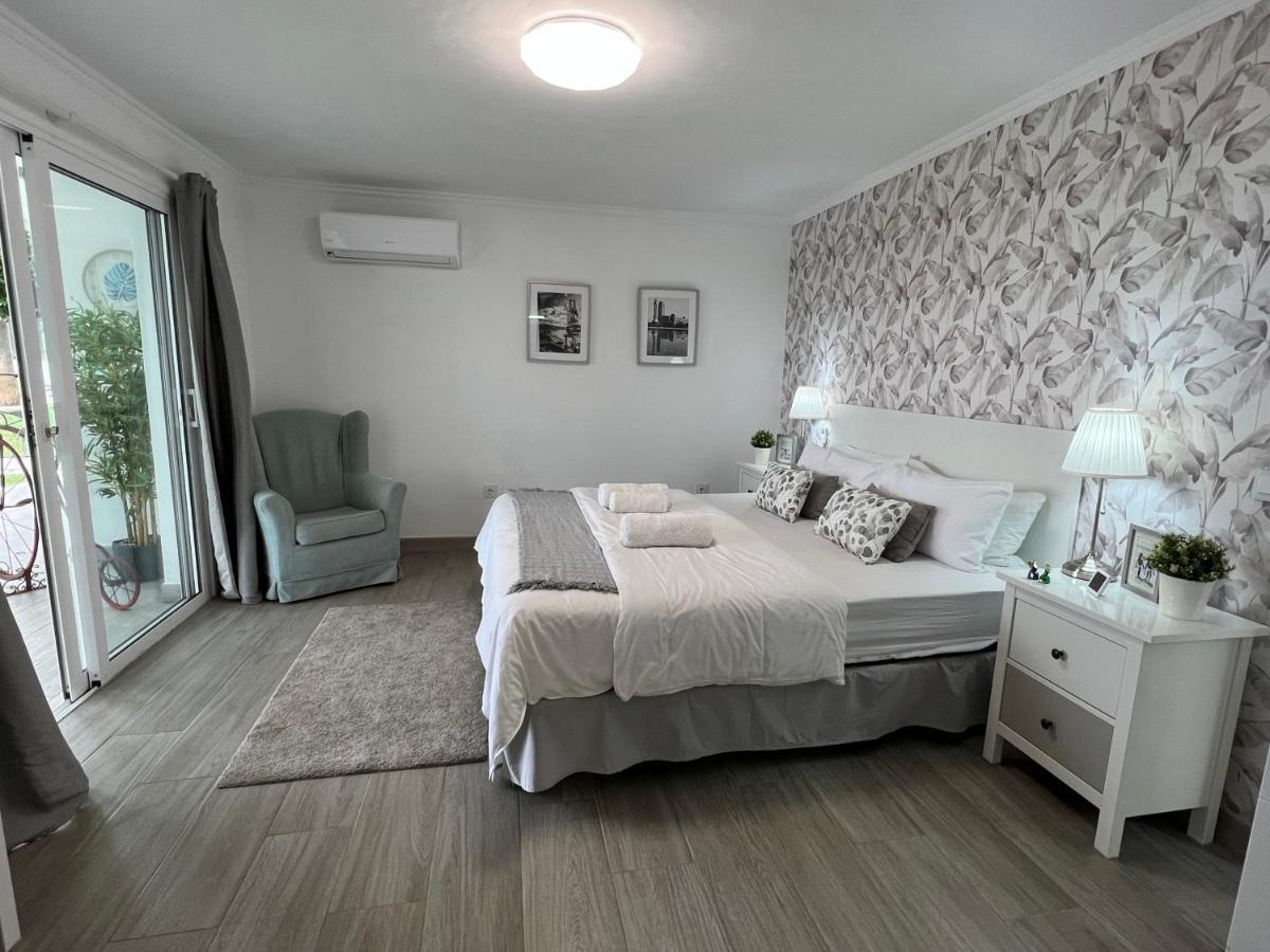 Malibu Ocean Villa ซานตาครูซ เด เตเนริเฟ ภายนอก รูปภาพ